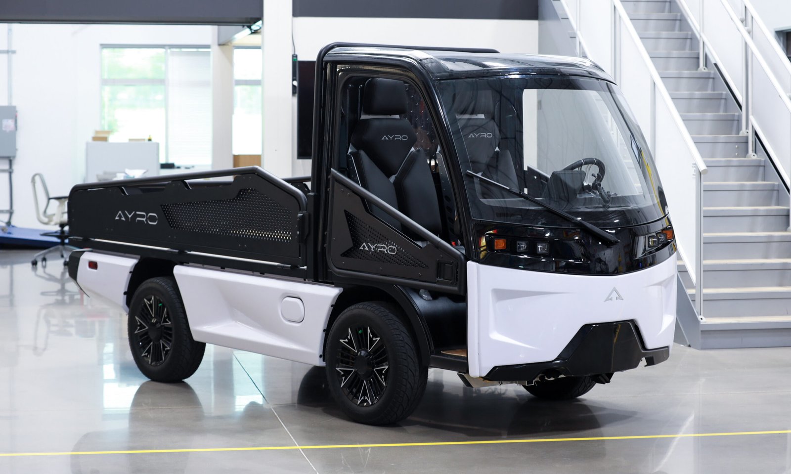 ayro-vanish-transportation-design-full-studio-1