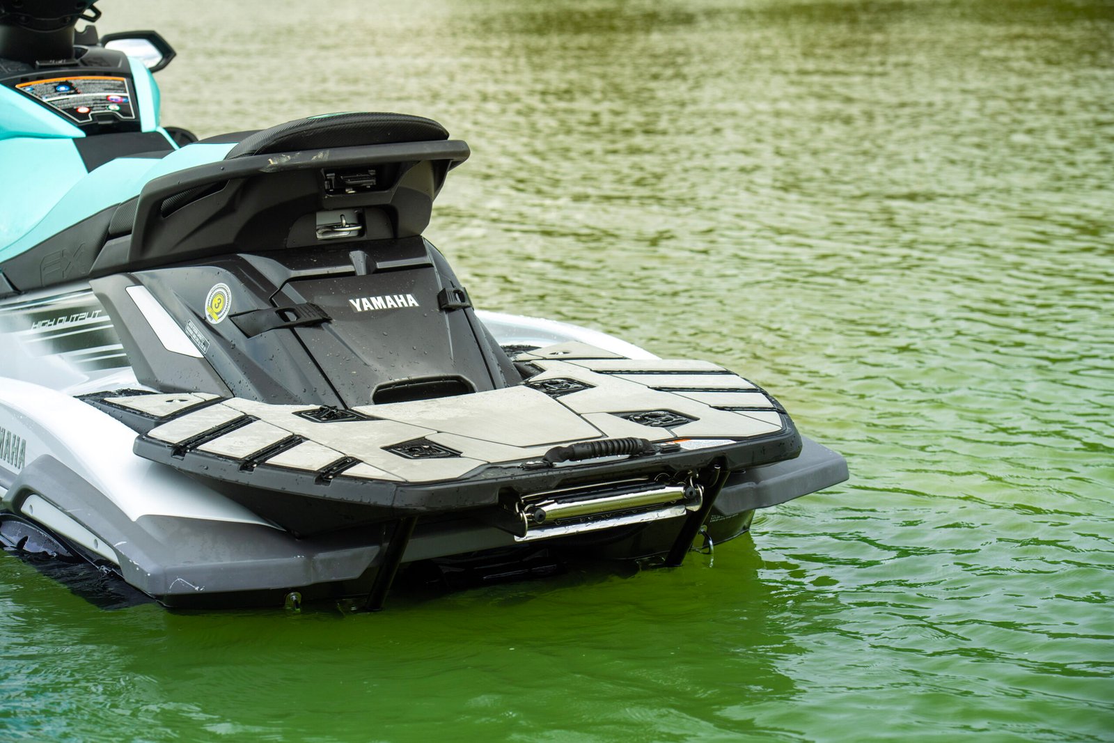 yamaha-recdeck-waverunner-accessory-robrady-marine-design-rear-view