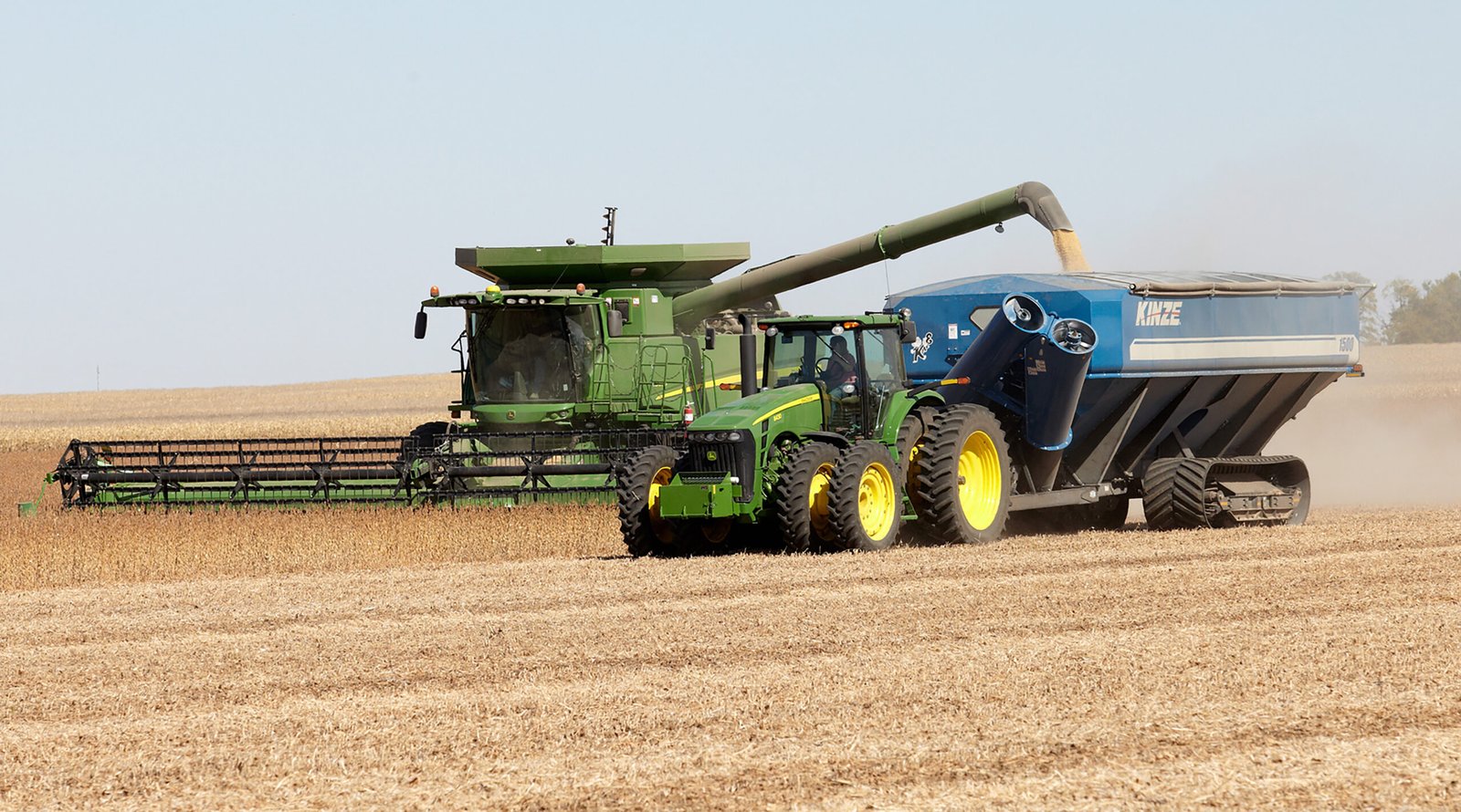 Kinze Grain Cart Industrial Product Design | ROBRADY